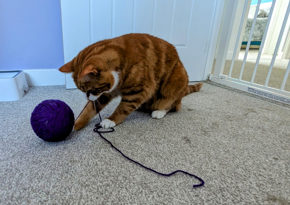 Unravelable Ball of Yarn